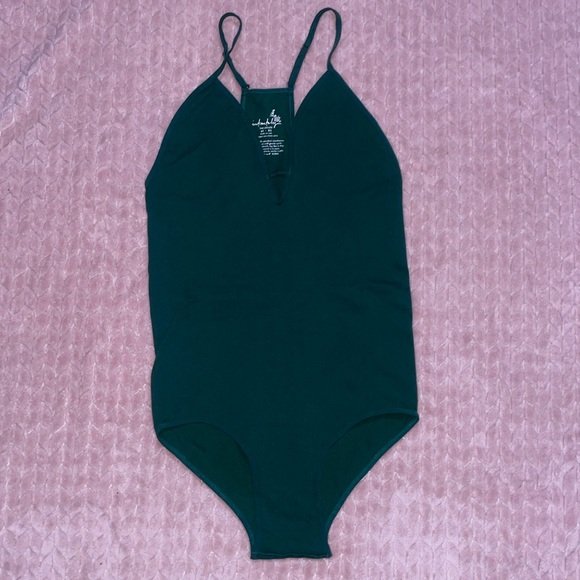 Intimately by Free People Move Along Green Ribbed Racerback Bodysuit sz M/L - Picture 2 of 5